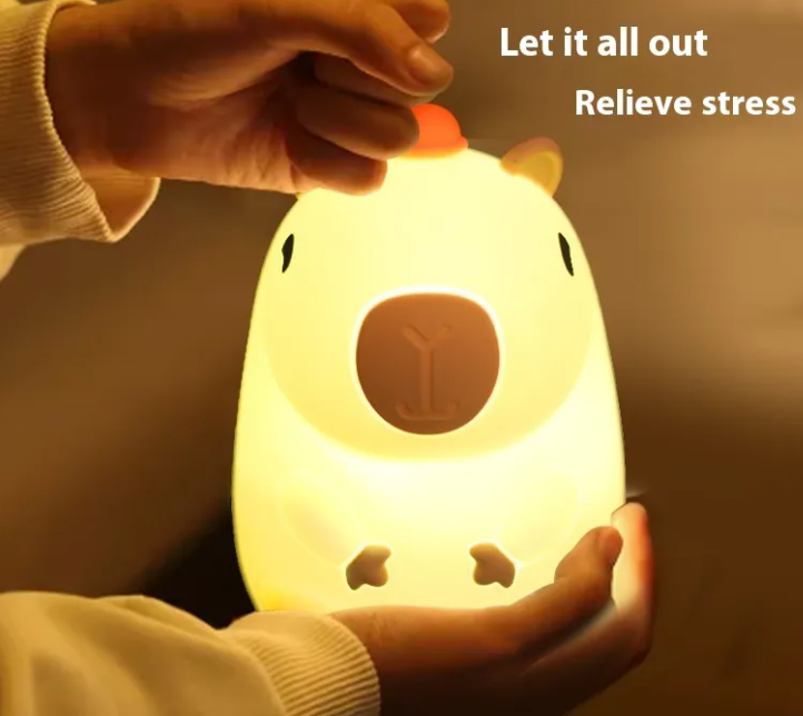 Squishy Capybara Night Light – Soft Silicone Tap Lamp for Calm Sleep